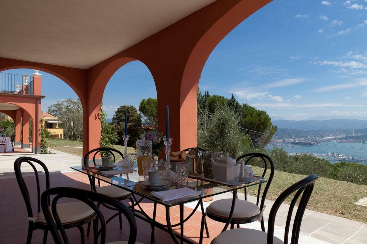 Villa Bellosguardo Apartments La Spezia Exterior photo